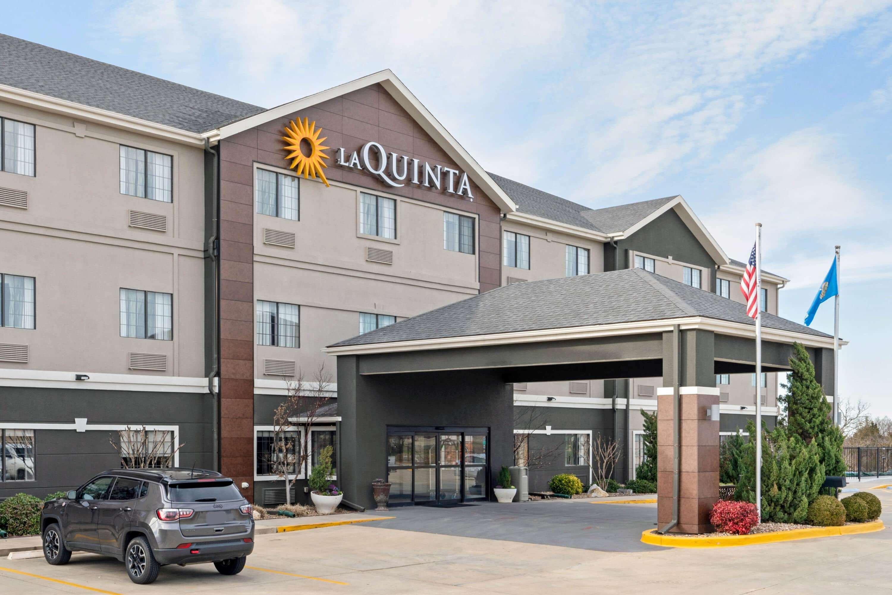 Hotel La Quinta By Wyndham Ada Exteriér fotografie